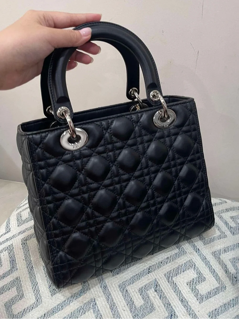 Dior very good